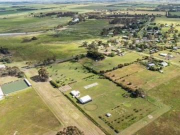 Opportunity Rich Acreage