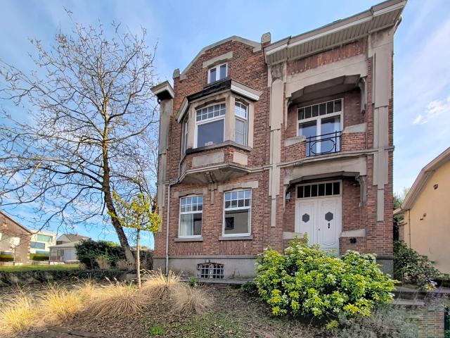 OPTIE * Hoeilaart centrum: Serristenwoning 3 slaapkamers