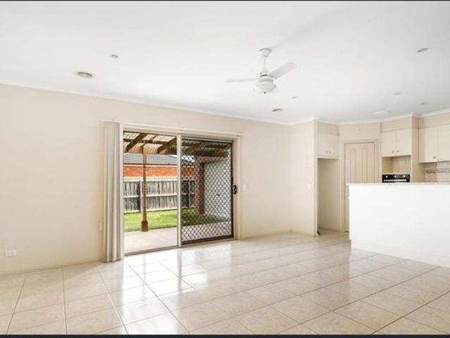 Optional Five bedroom family home in quiet location