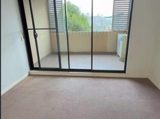Optional Furniture Package Available Super Convenient & Great View 4 bedroom 2 bathroom apartment!