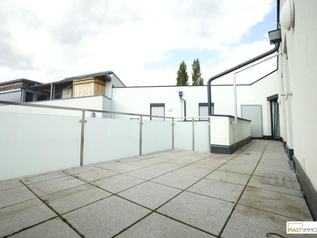 Optimal aufgeteilte 3 Zimmer DG Wohnung inkl. EWE Küche & XXL Terrasse in Spillern bei Stockerau/Wien/Korneuburg