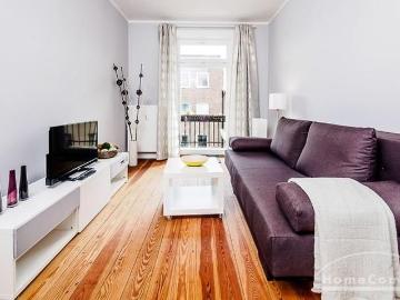 Optimum temporary home for businesspeople in the city center with wifi