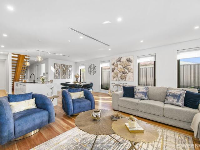 Opulent custom designed large elegant residence in prime location