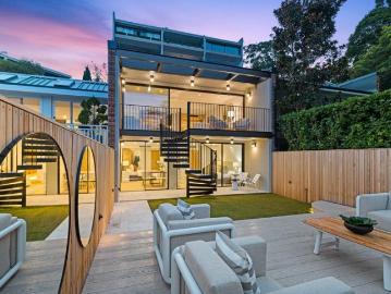 House Sized Residence in the heart of Double Bay | World Class Renovation Northerly Aspect | Exceptional Indoor/Outdoor Living & Entertaining