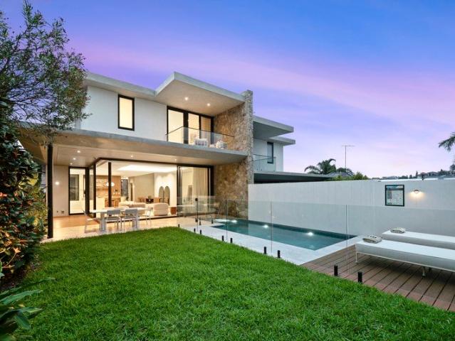 Opulent Showpiece Residence Setting A New Benchmark In Coastal Luxe