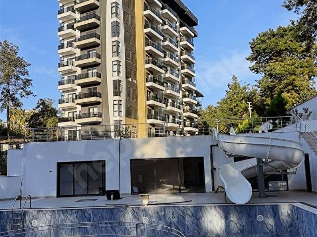 ORMAN KAMPINA DENİZE 400 METRE MESAFEDE ÇOK UYGUN DAİRE