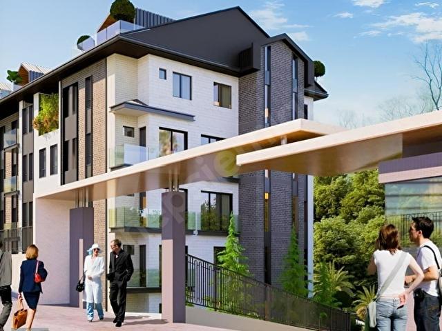 ÇEKMEKÖYDE ORMAN'LA SINIR,NET 220 m2 ÇIKMASIZ BUTİK SİTEDE EŞSİZ 5,5+1.DUBL