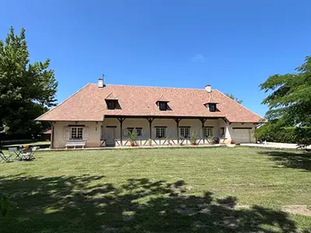 Ormes 71290 Achat / Vente maison 7 pièces t7 au dernier étage cave