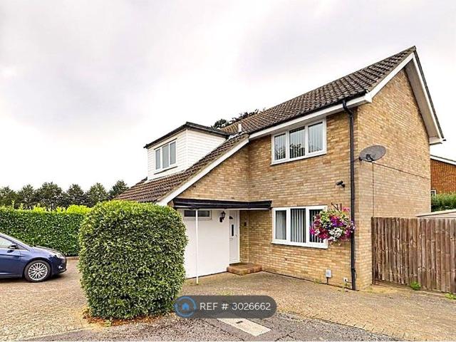 Ormesby Close, Aylesbury HP21, 3 bed detached house to rent, £1,950 pcm | PrimeLocation