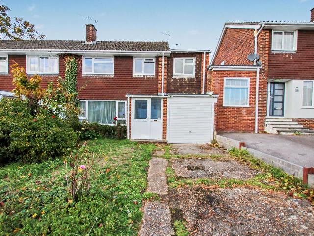 Ormond Close, Fair Oak SO50, 4 bed semi detached house to rent, £1,750 pcm | PrimeLocation