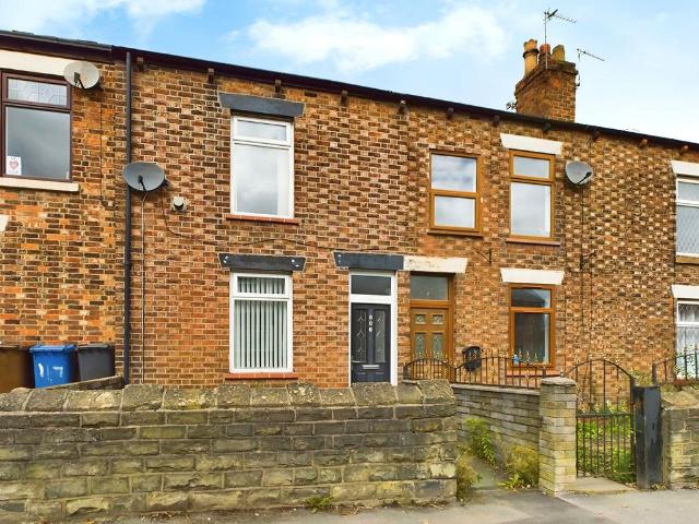 Ormskirk Road, Wigan, WN5 2 bed terraced house to rent £850 pcm £196 pw