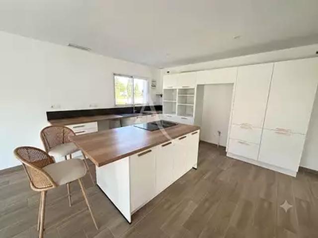 Ornaisons 11200 Location maison 4 pièces t4 au dernier étage jardin