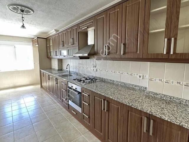 Örnek Mahallesinde Kiralık 3+1 Arakat Kiralık Daire