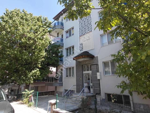 Örnekevler Mah Kiralık 3+1 Ara Kat Doğalgazlı Daire