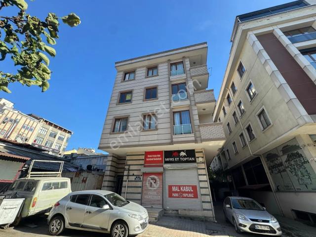 Örnek'te E 5'e, Metroya, Libadiye Caddesine Yürüme Mesafesinde