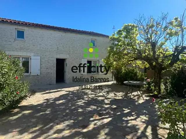 Oradour 16140 Achat / Vente maison 3 pièces t3 terrasse cave