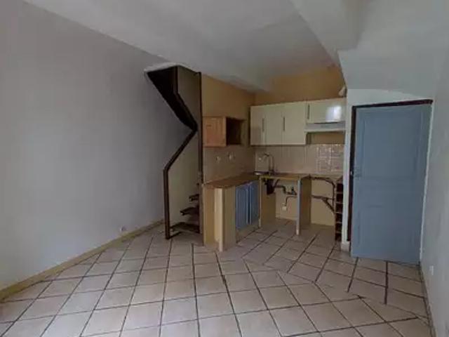 Oraison 04700 Location appartement 2 pièces t2
