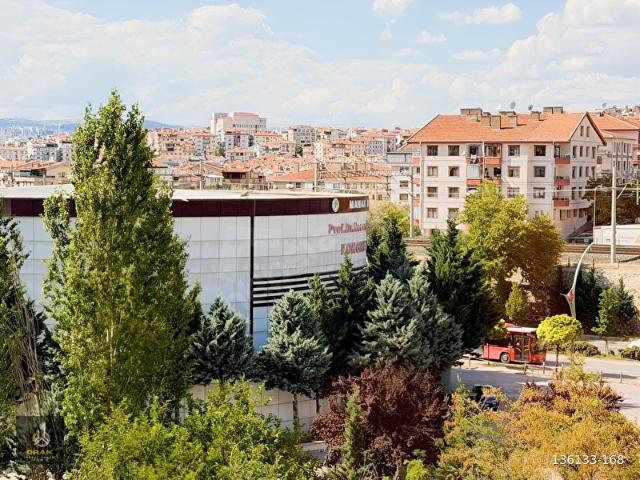 ORAK GAYRİMENKUL'DEN MERKEZİ KONUMDA GENİŞ KULLANIŞLI 2+1 DUBLEX