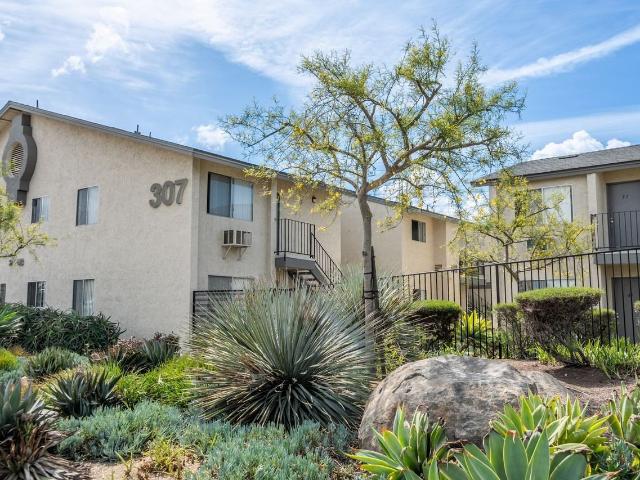 Orange Glen 2 Bedroom Apartment for Rent at 307 Orange Ave, Chula Vista, CA 91911 Otay Town
