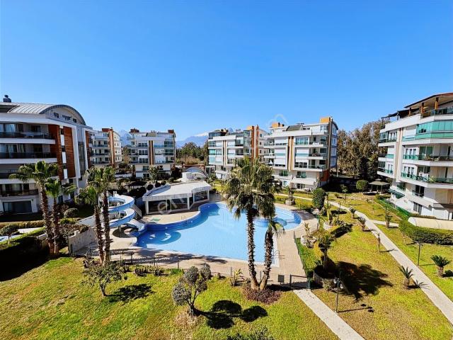 Orange Park'ta Havuzlu Güvenlikli Lüks Eşyalı 1+1 Satılık Daire