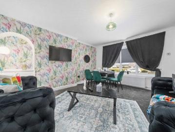 Orbiston Bellshill - Equipped kitchen