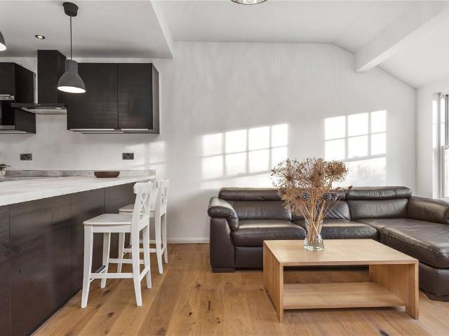 Orchard Mews, De Beauvoir, London N1, 2 bed terraced house to rent, £3,250 pcm | PrimeLocation