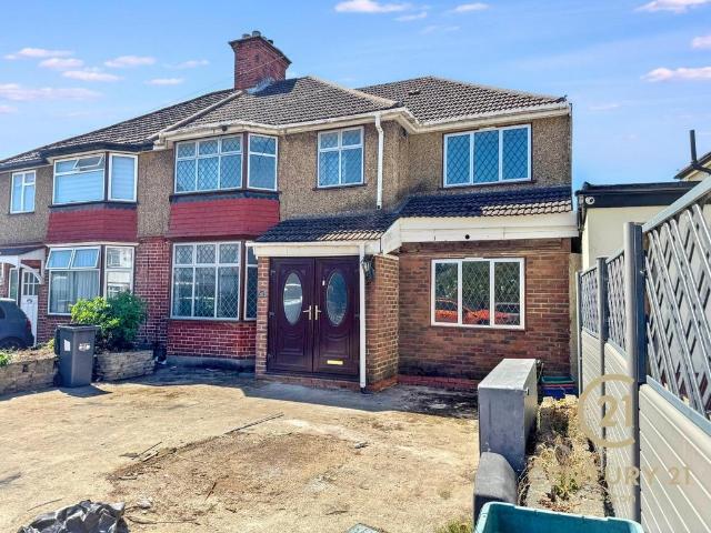 Orchard Avenue, HOUNSLOW TW5 5 bed semi detached house to rent £3,200 pcm £738 pw