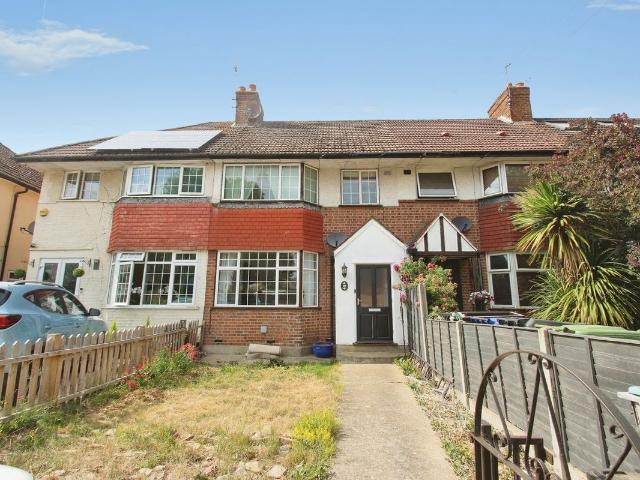 Orchard Close, Denham, Uxbridge UB9, 3 bed property to rent, £2,300 pcm | PrimeLocation