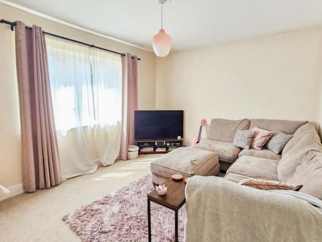 Orchard Close, Longford