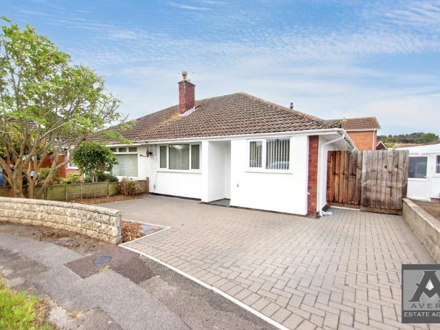 Orchard Close, Weston Super Mare, N. 2 bed bungalow to rent £1,400 pcm £323 pw