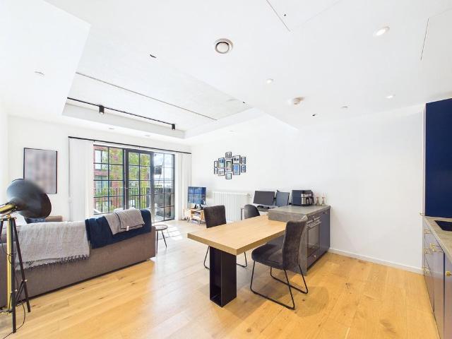 Orchard Place, Agar House, E14 1 bed flat to rent £2,550 pcm £588 pw