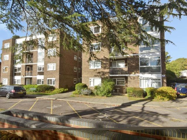 Orchard Road, Bromley BR1, 1 bed flat to rent, £1,450 pcm | PrimeLocation