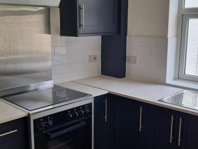 Orchard Road, Hounslow TW4 Studio to rent £1,000 pcm £231 pw