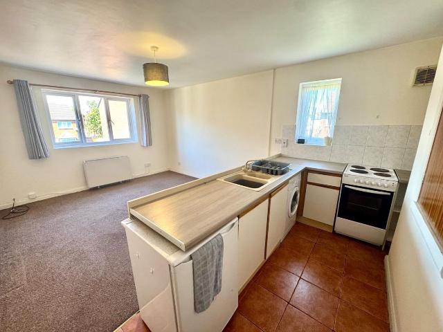 Orchard Street, Nottingham NG10, 1 bed flat to rent, £700 pcm | PrimeLocation