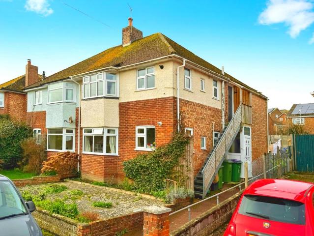 Orchard Valley, Hythe CT21, 2 bed flat to rent, £1,250 pcm | PrimeLocation