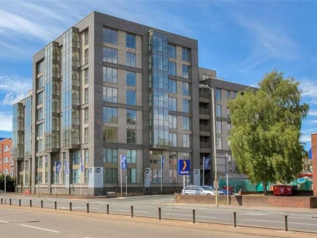 Orchid Court WD17, Watford, 2 bed flat to rent, £1,850 pcm | PrimeLocation