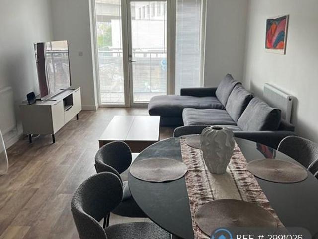 Orchid House, London, N17 2 bed flat to rent £2,300 pcm £531 pw