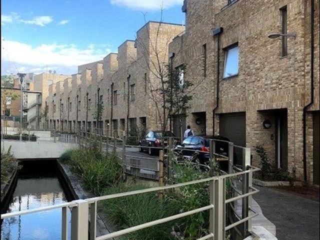 Orchid Mews, London NW10, 4 bed terraced house to rent, £2,999 pcm | PrimeLocation