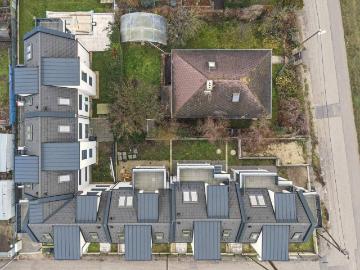 ORCHIDEENWEG + in Neu Eßling Grandioses REIHENHAUS