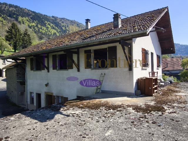 Orcier: Maison à rénover !