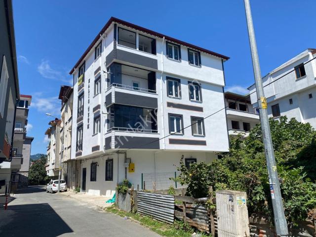 Akyazı Sahile Yürüme Mesafesinde Kiralık 2+1 Daire