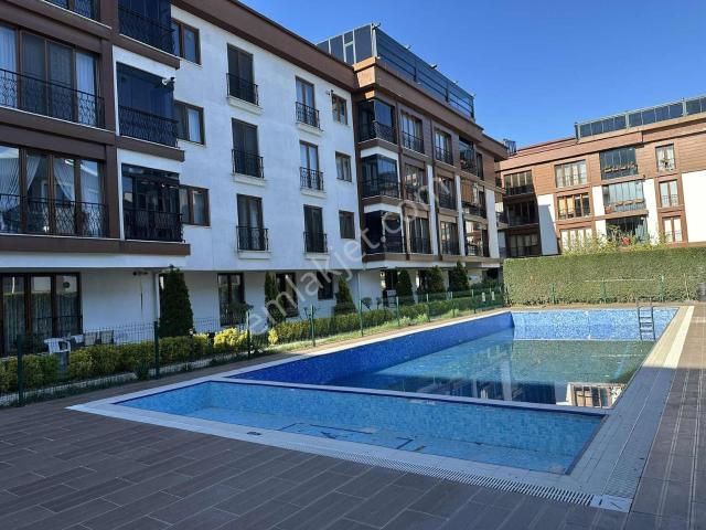 Ordu Cumhuriyet Mah Havuzlu Site Ayrı Mutfaklı 2+1 Satılık Daire