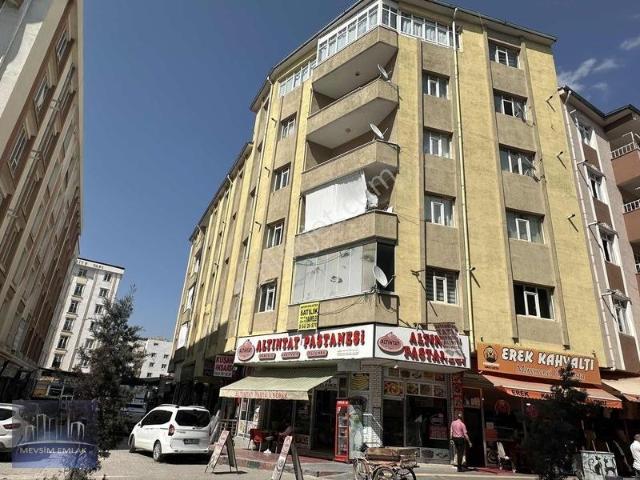Ordu Caddesi Satılık 2+1 Daire Fuzulev Ve Birevime Uygun