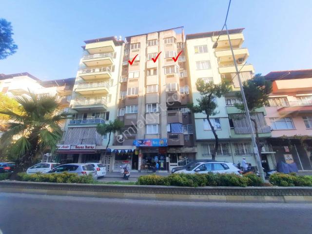 Ordu Caddesi Üzerinde Asansörlü 5.kat Daire.