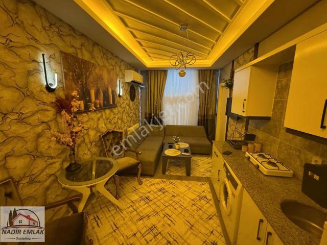 Ordu Caddesinde Full Eşyalı Klimalı Sıfır Daire 1+1