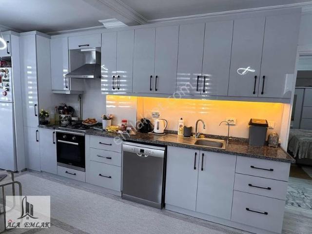 Ordu Caddesine Paralel 3+1 Asansörlü Doğalgazlı 3+1 Satılık
