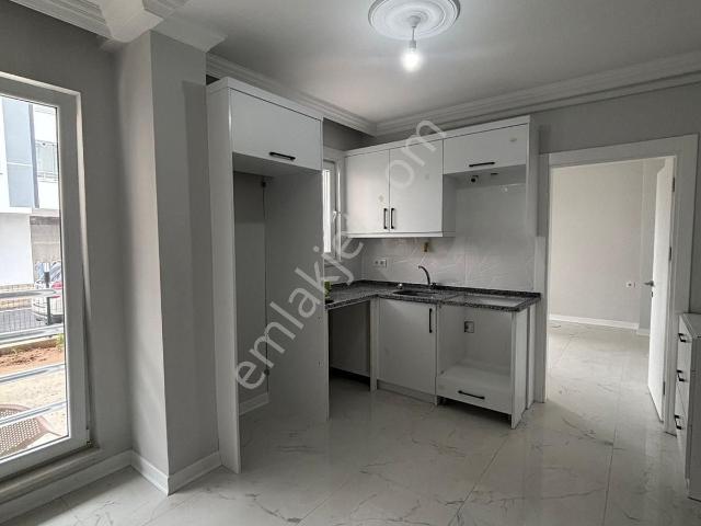 Ordu Hekimoğlu Emlak'tan Cumhuriyet Mah. Geniş Kiralık 2+1 Daire