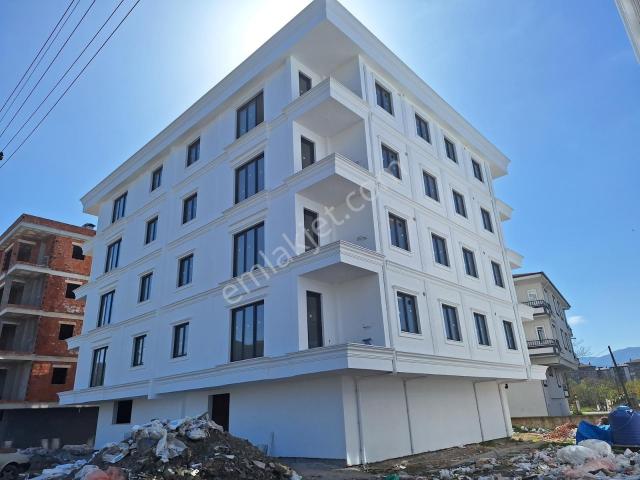 Ordu Perşembe Efirli Denize Yakın Havuzlu 2+1 Satılık Daire