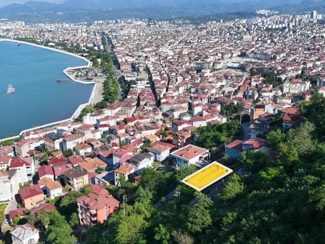 Ordu Zaferimilli Mah. Deniz Manzaralı Avlulu Satılık Müstakil Ev
