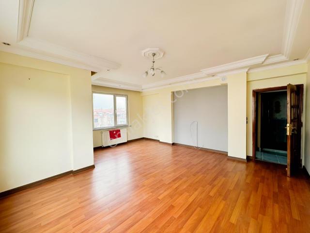 Ordunun Gözdesi Akyazıda | 130 M² 2+1 | Çift Balkon